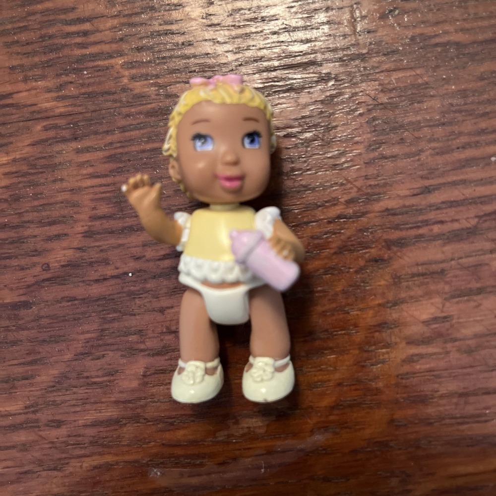 Loving Family Dollhouse Learning Curve Caring Baby Girl Pink Bottle